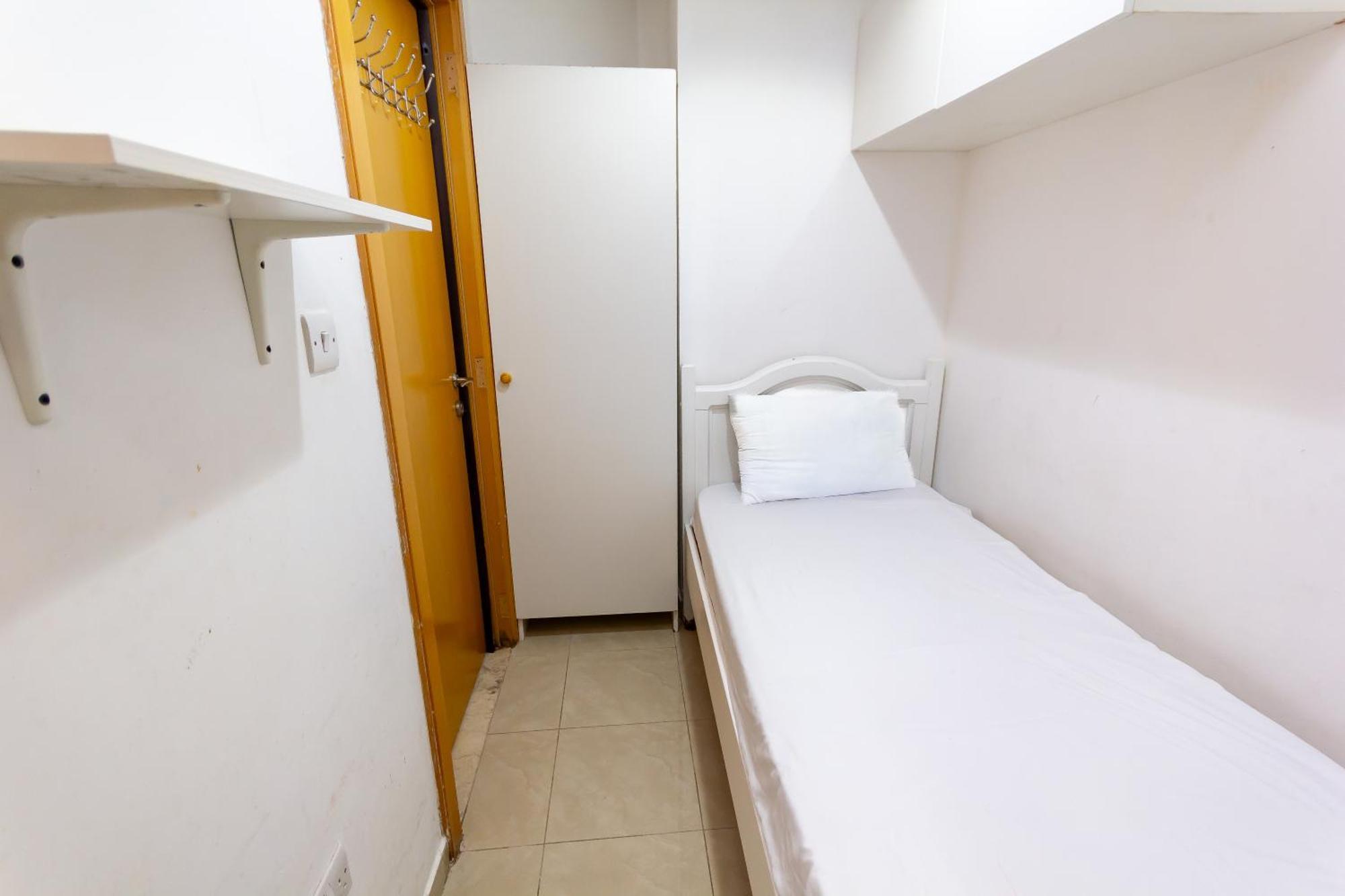 Budget Rooms With Private Bathroom For 'Girls' Only In Dubai, Marina المظهر الخارجي الصورة