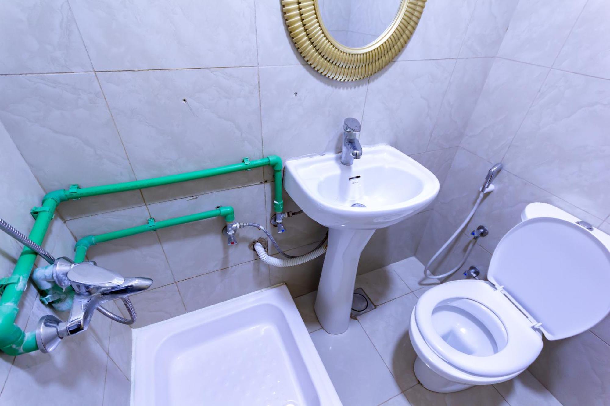 Budget Rooms With Private Bathroom For 'Girls' Only In Dubai, Marina المظهر الخارجي الصورة