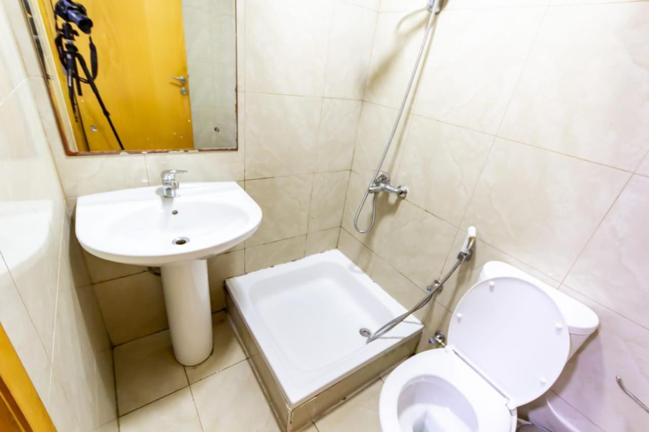 Budget Rooms With Private Bathroom For 'Girls' Only In Dubai, Marina المظهر الخارجي الصورة